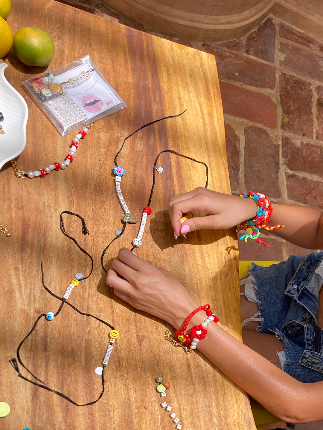 Design-It-Yourself” With Our DIY Bracelet Kit — Kendra Scott Facets Blog